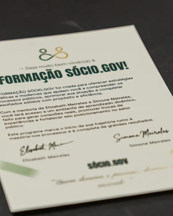 Carta de boas-vindas da Formação Sócio.Gov assinada por Elizabeth e Simone Meireles